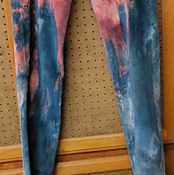 Levi Cordoroy XX Chino taper - Picture 2 of 5